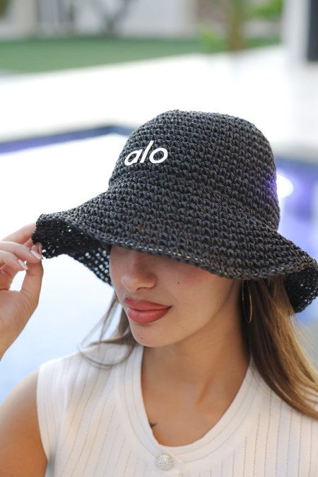 طاقية aIo